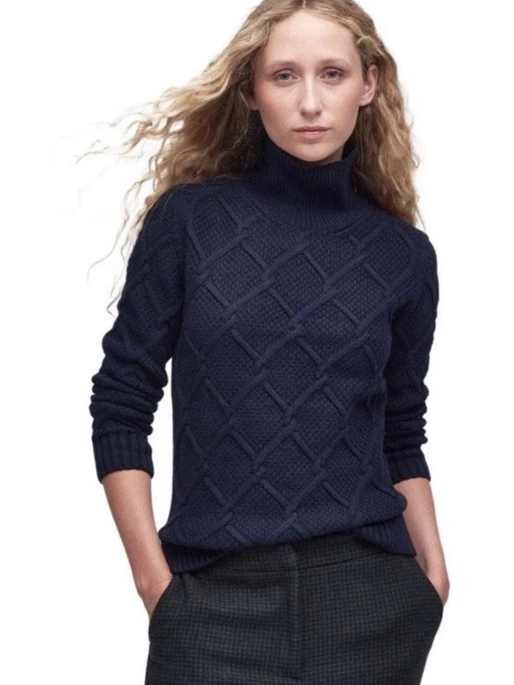 Barbour Navy Blue Diamond Lattice Cable Knit Turtleneck Sweater Metal Bar Logo 8